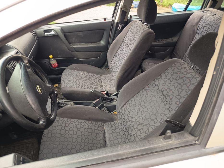 Vând Opel Astra g