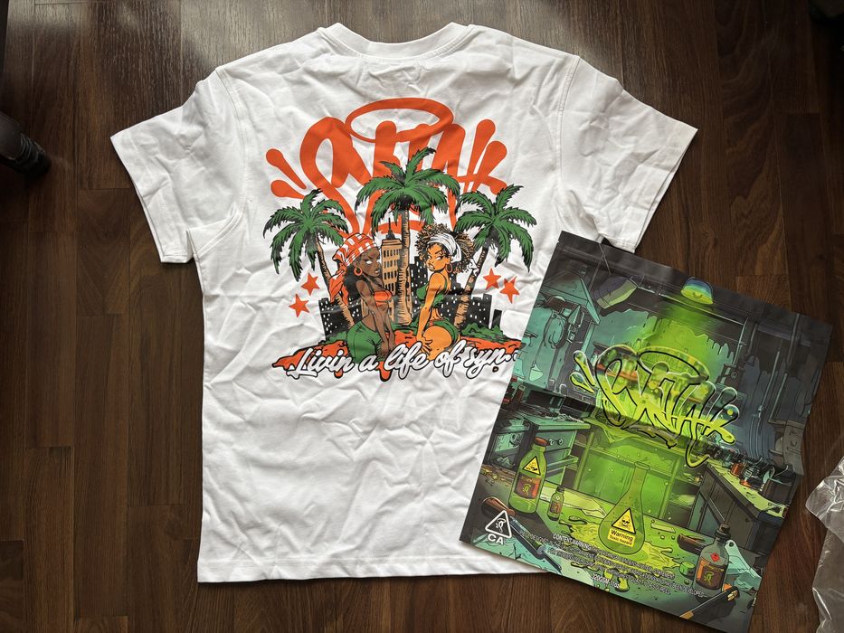 Syna World Palm tree Tshirt