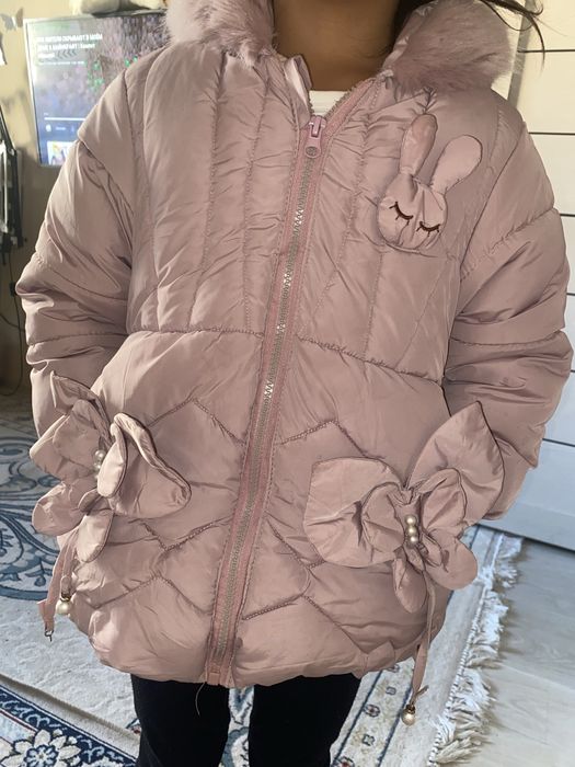 Куртка девочке лет 4.5