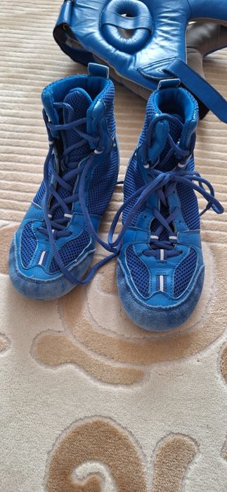 Борцовки, шлем, перчатки