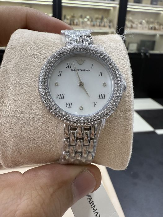 Новогоднии Скидки Emporio Armani