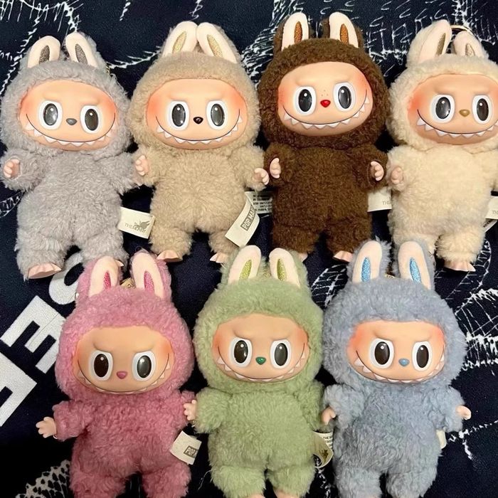 ПРОМО! Лабубу ключодържател Labubu Exciting Macaron