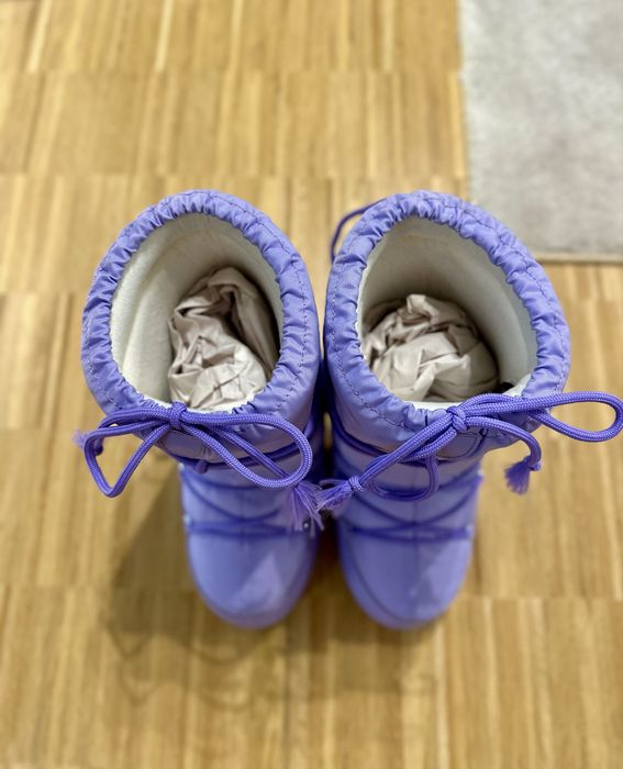 Продават се чисто нови Moon boots 39-41 номер