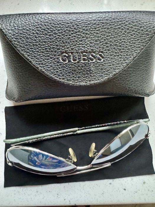 GUESS оригинални дамски слънчеви очила