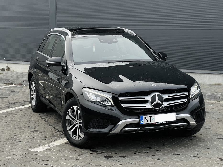 Mercedes-Benz Glc 250d 4Matic / led / panoramic