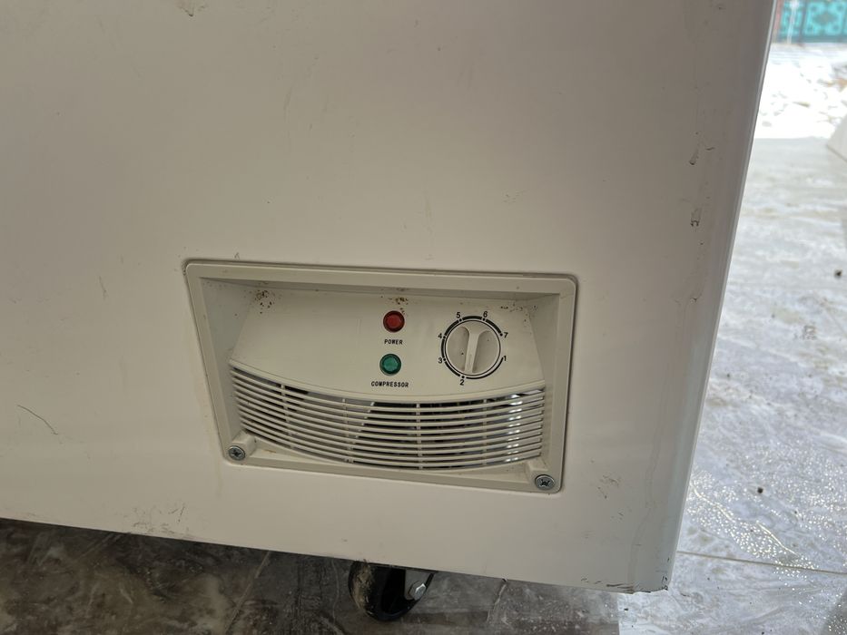 Продам морозильник 1000 литров