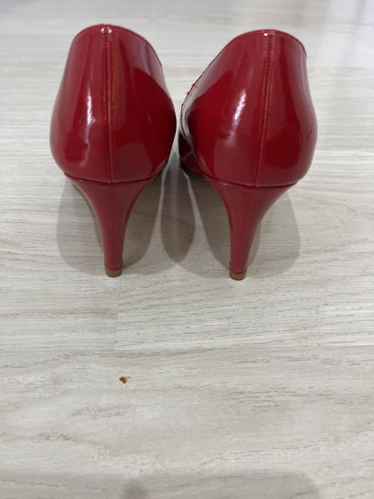 Красные лодочки 34 размера