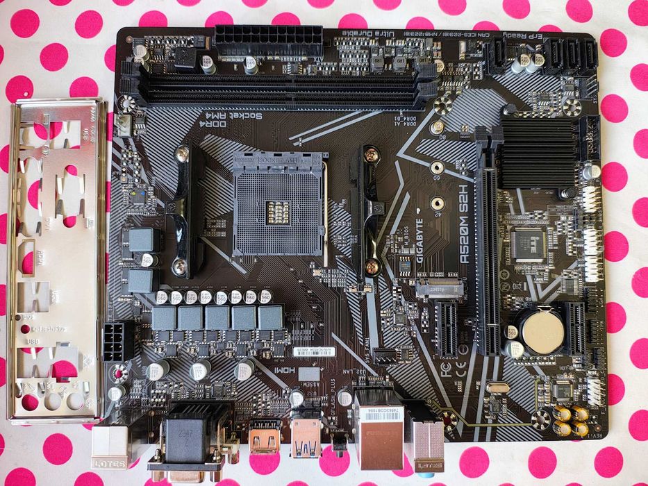 Placa de baza Gigabyte A520M S2H Socket AM4.