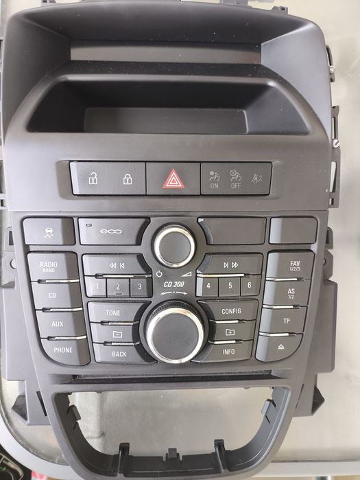 Unitate Audio Radio CD 300 + Panou Comenzi Opel Astra J / GM 22773672