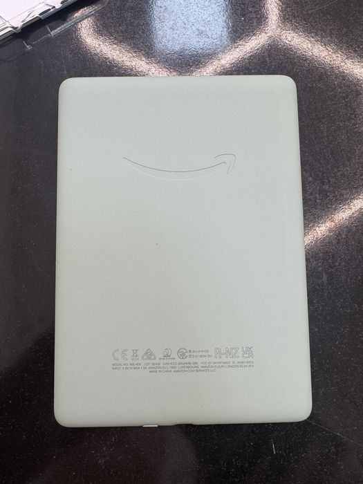 Продаю Kindle paperwhite  2021 signature edition