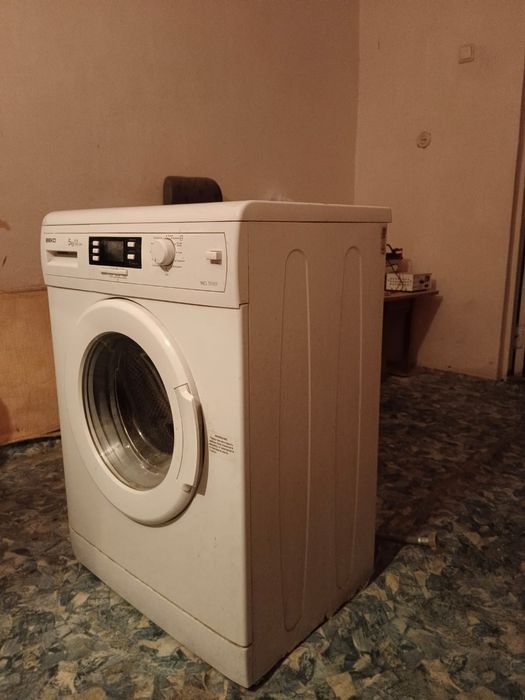 Продам стиральную машину