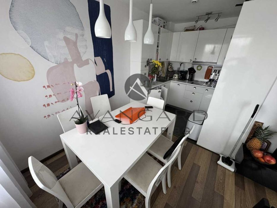 Продава се Тристаен апартамент в Пловдив, Кършияка - 89 кв.м за 1330 €/кв.м - Снимка #2