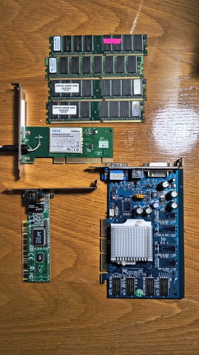 Carcasa ATX PC (vintage retro builds) + alte piese PC
