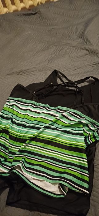 Купальник новый 52р