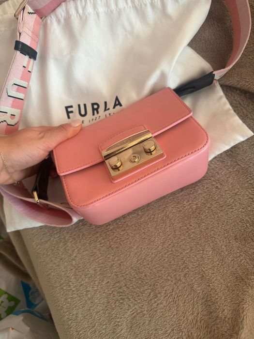 Оригинални чанти Furla , Lui Jo