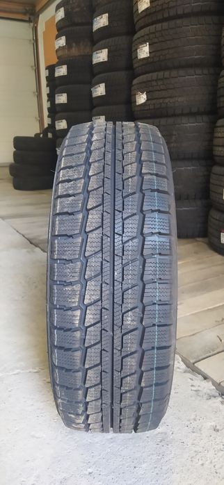 225/70R15C Triangle LL01