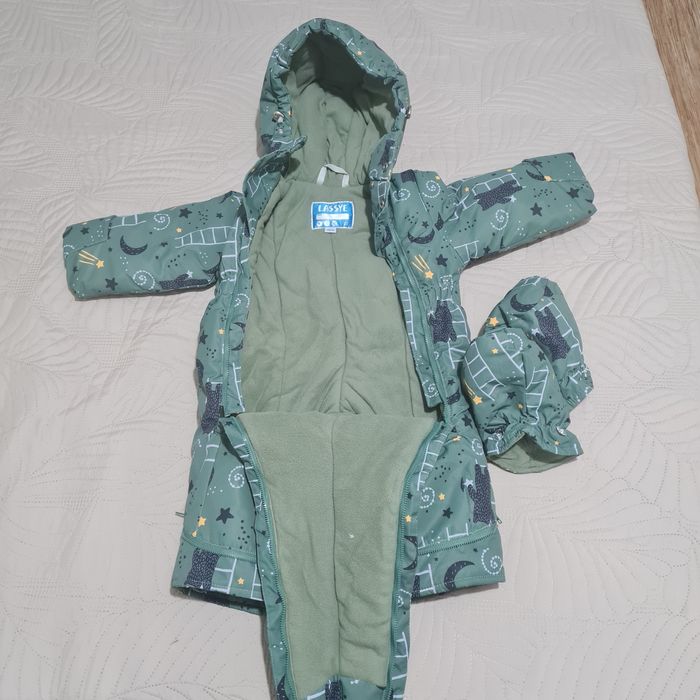 Зимний детский комбинезон