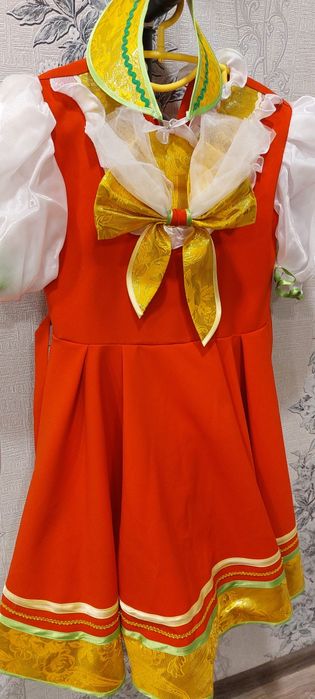 Продам  костюм русский на девочку