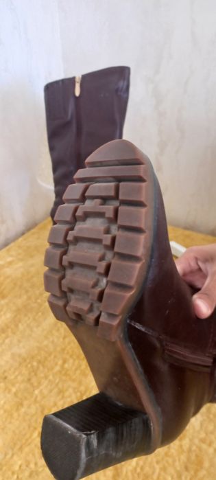 Зимние сапоги женские