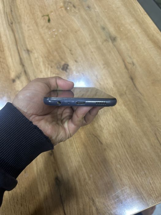 Samsung A13 sotiladi