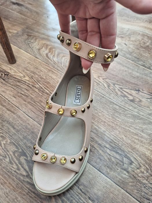 Дамски сандали на платформа!