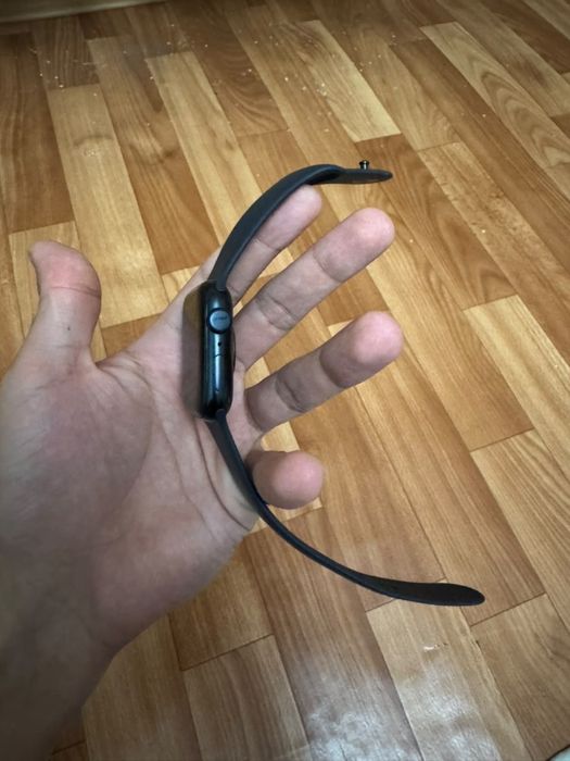 Apple Watch SE 2 44 60 (оригинал)