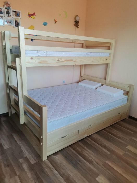 Производство и продажба на маси и пейки за барбекю