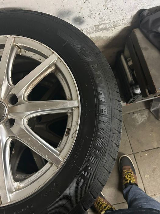 Продам комплект дисков с резиной