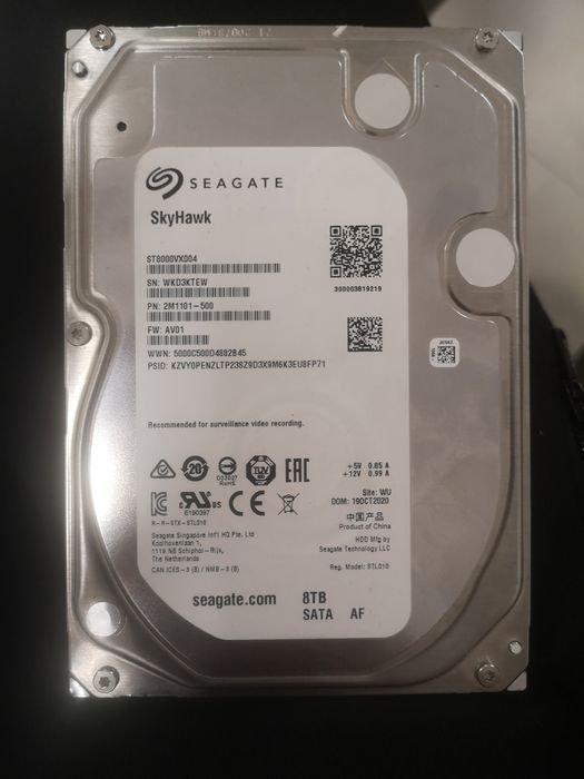 Hard disk extern 8TB HDD  Seagate SkyHawk ST8000VX004 7200rpm