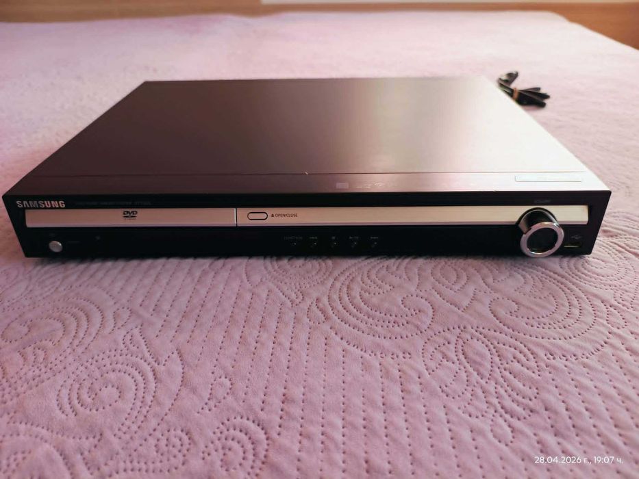 Продавам DVD/CD Home Sistem - Samsung HT-TQ25
