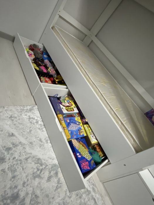 Кроватка детская двухярусная