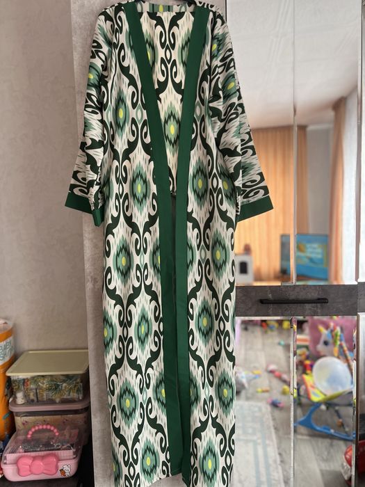 Накидка с брюками , национальная