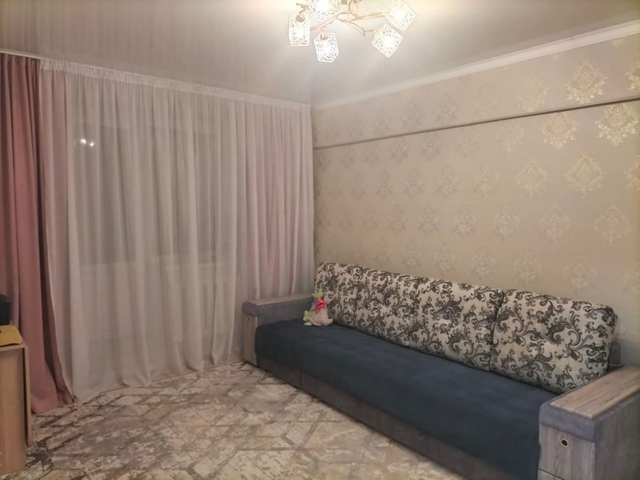 Продаётся диван в отличном состоянии