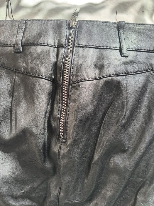 Дамска Кожена пола