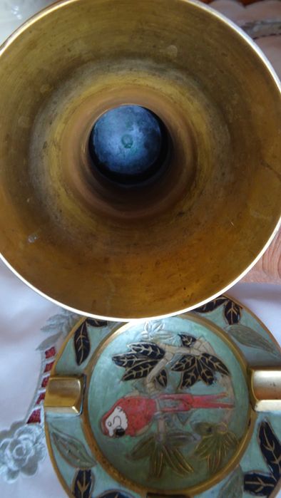 Винтидж комплект от ръчно рисувани масивни месингови съдове от Индия.