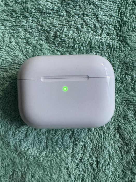 AirPods 3 Pro белые