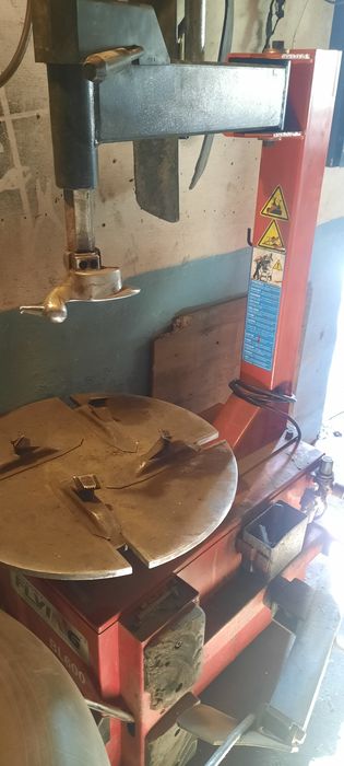 Продам станок шинамонтажный