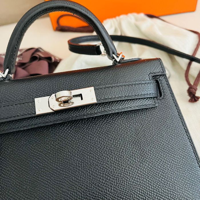Hermes kelly чанта