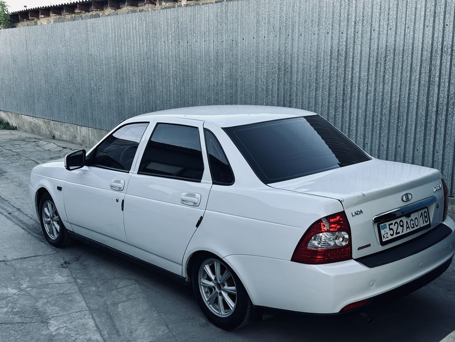 Lada Priora 2 luxe