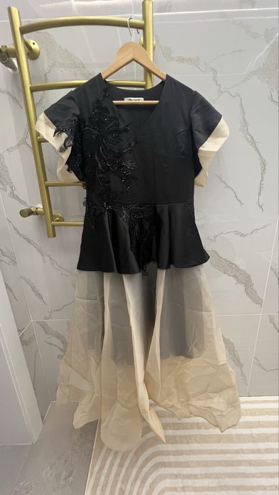 Платье вечернее