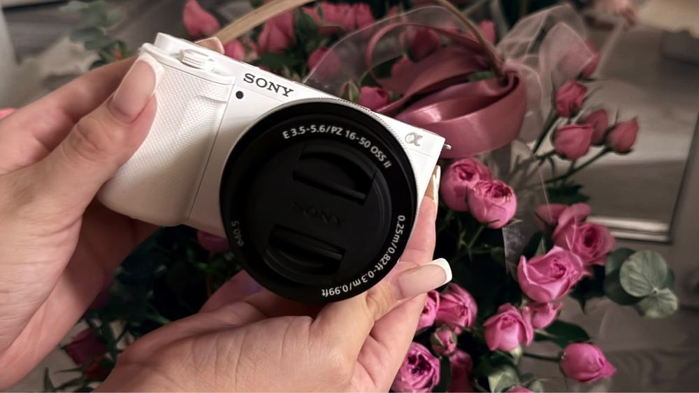 Sony ZV-E10 KIT white
