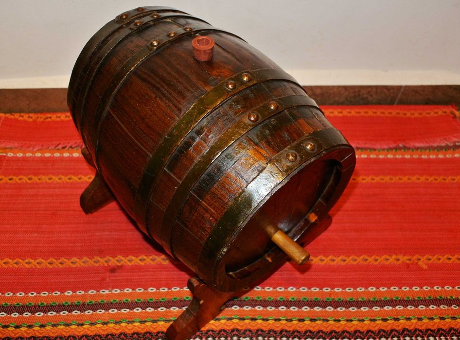 Винтидж дървено буре 5л - Българска традиция