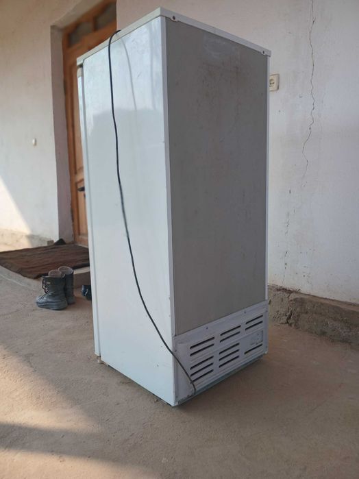 Holodenik va velosiped sotiladi srochna