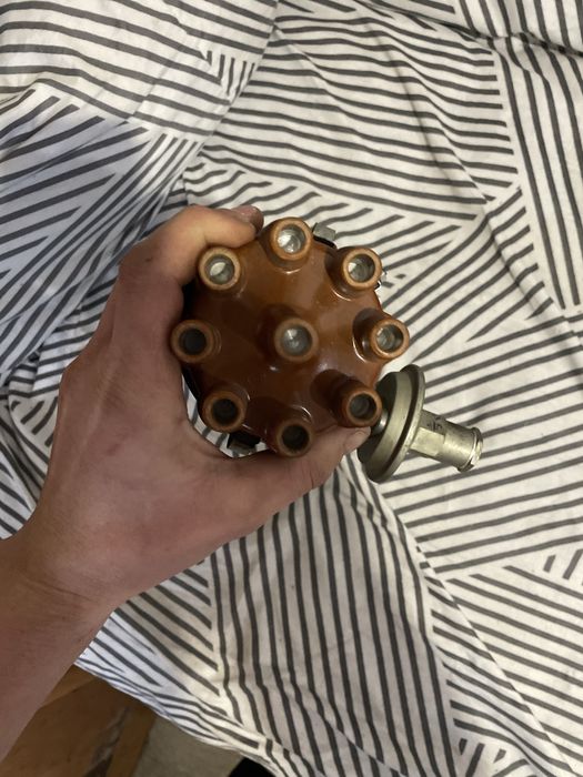 Продам трамблер зил