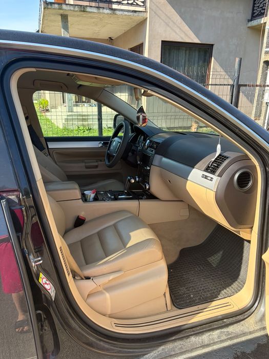 Vand sau schimb touareg 3.0 BKS