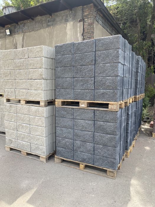 Сплитерные блоки рваный кирпич брусчатка шляпы