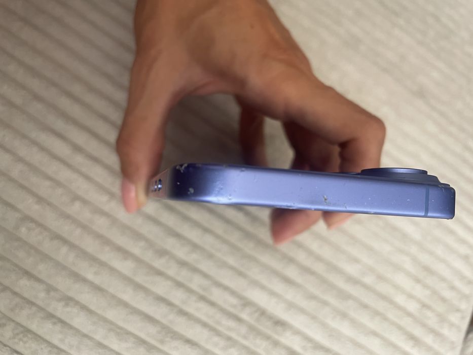 Iphone 16 128GB плюс слушалки