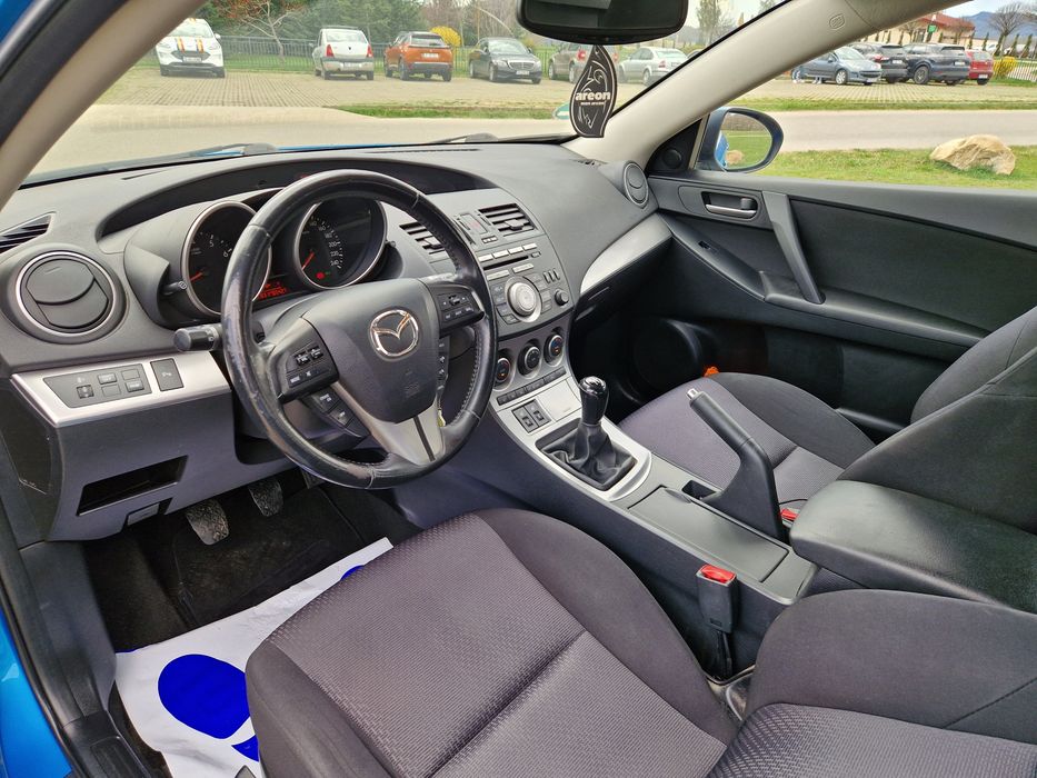 Mazda 3 An 2009 / 1.6 Benzină Distribuție Lanț.  Inmatriculata  / Vânzare în  Rate