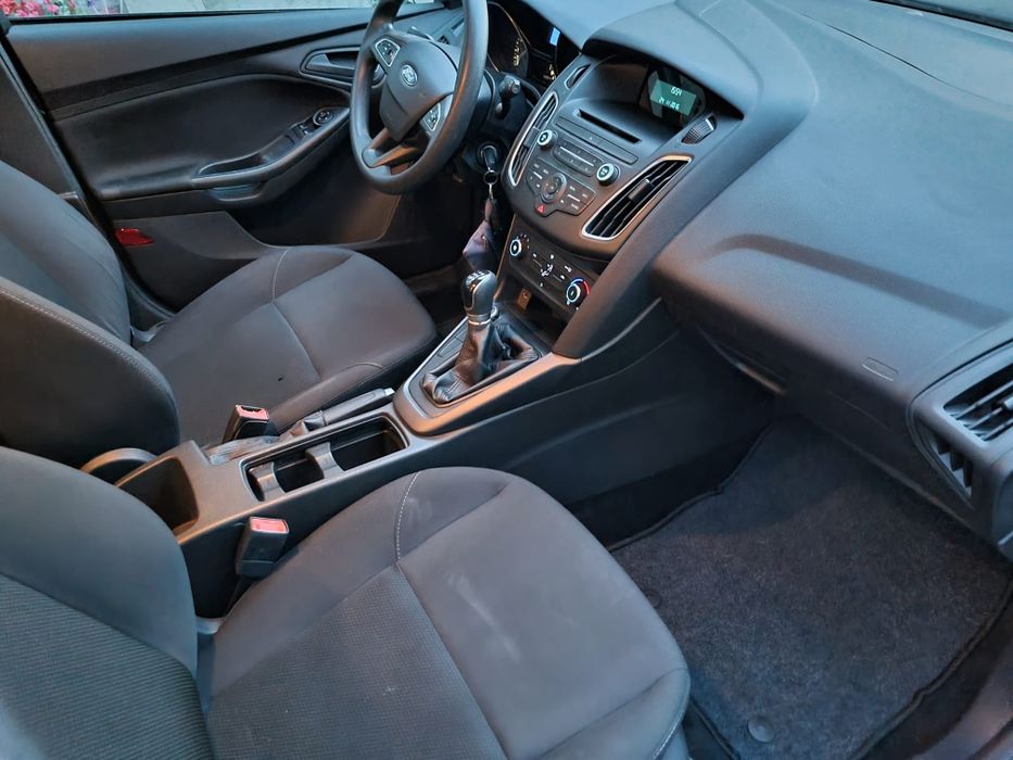 Ford Focus 2015 Benzina