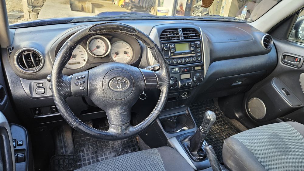 Тойота Рав 4 - 2.0дизел - 116 коня на части